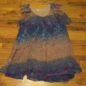 Printed flowy summer dress.